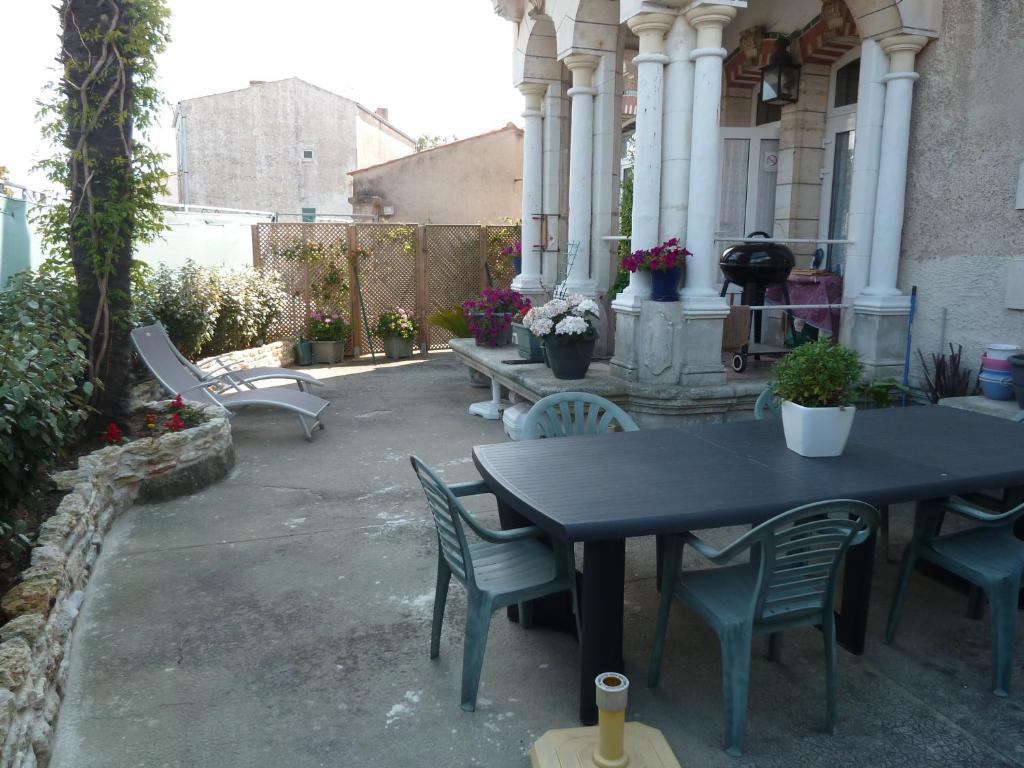 Chambres D'Hotes L'Insulaire Saint-Denis-dʼOléron Εξωτερικό φωτογραφία